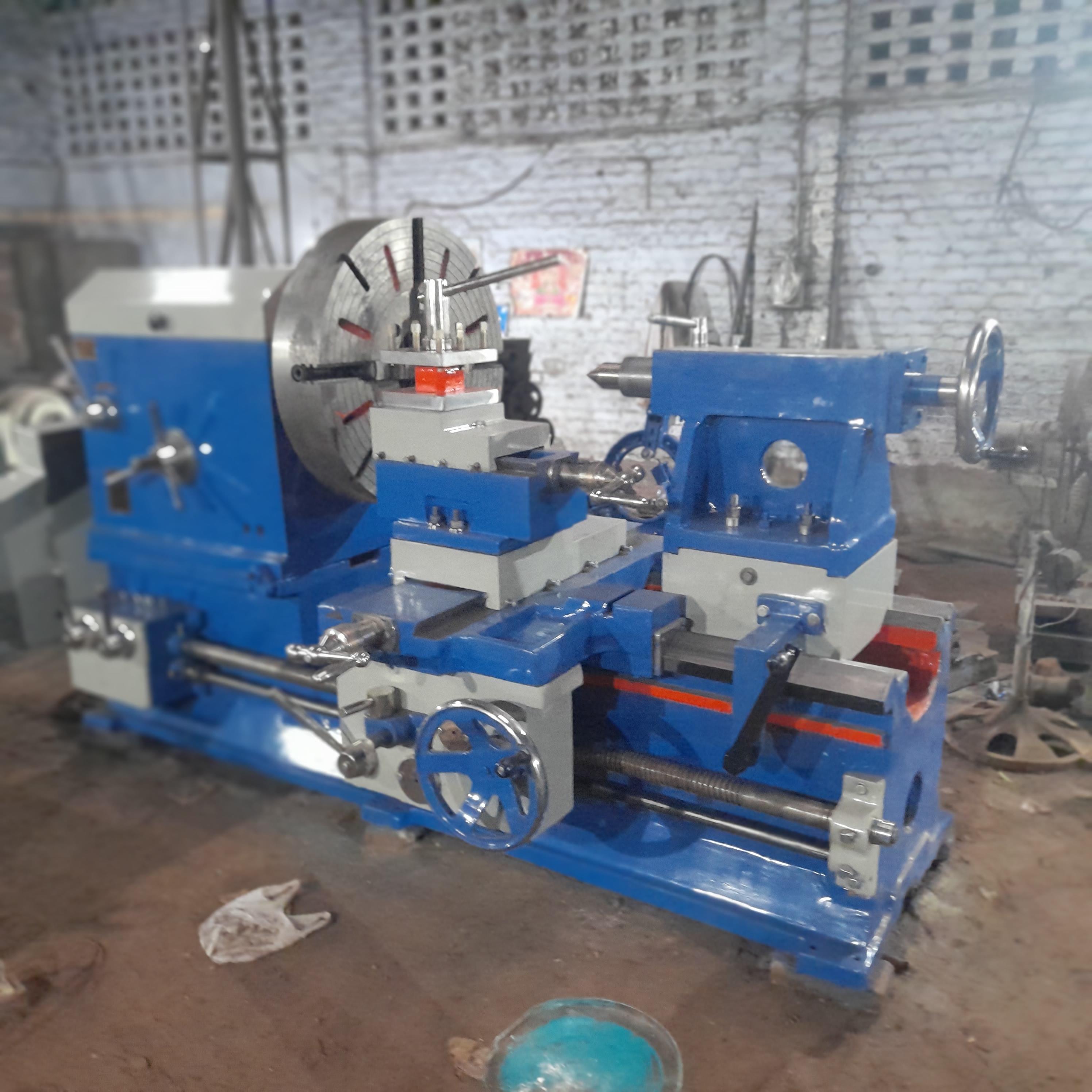 Heavy Duty Lathe Machine